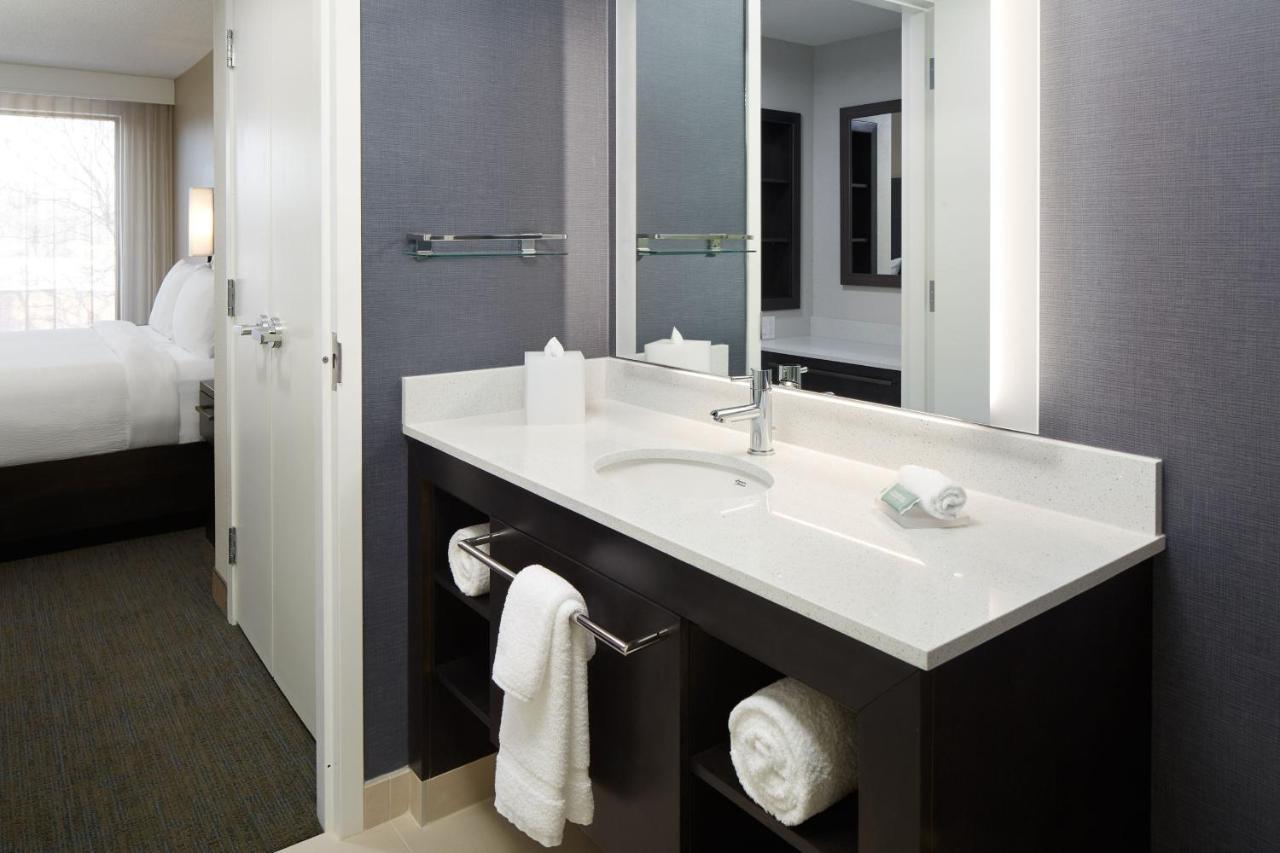 Residence Inn Montreal Midtown Екстер'єр фото