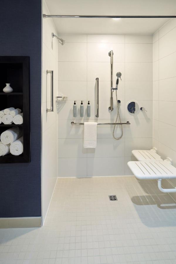 Residence Inn Montreal Midtown Екстер'єр фото