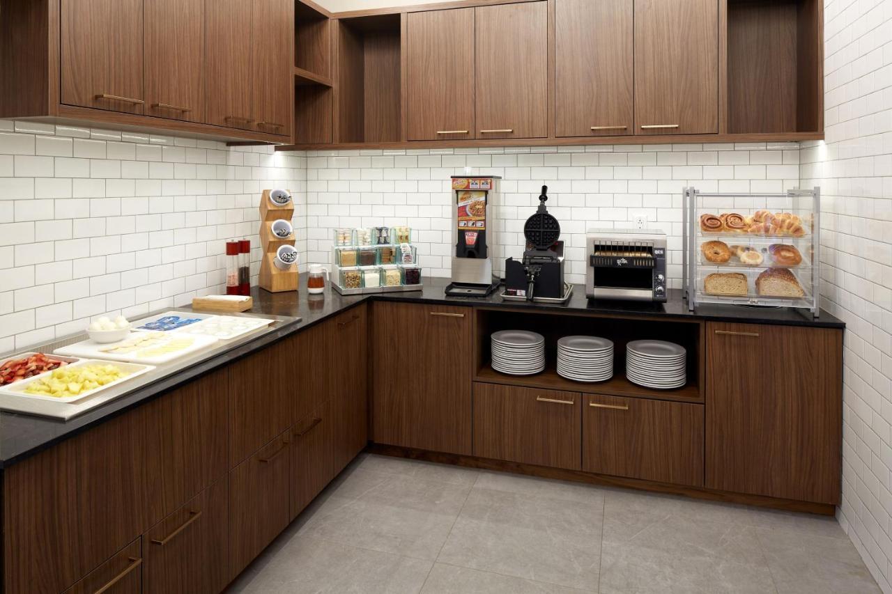 Residence Inn Montreal Midtown Екстер'єр фото