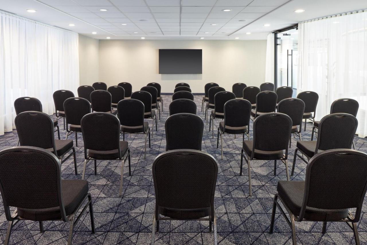 Residence Inn Montreal Midtown Екстер'єр фото