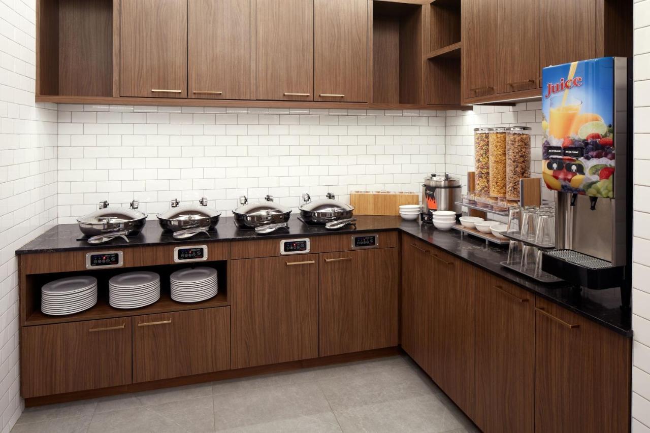 Residence Inn Montreal Midtown Екстер'єр фото